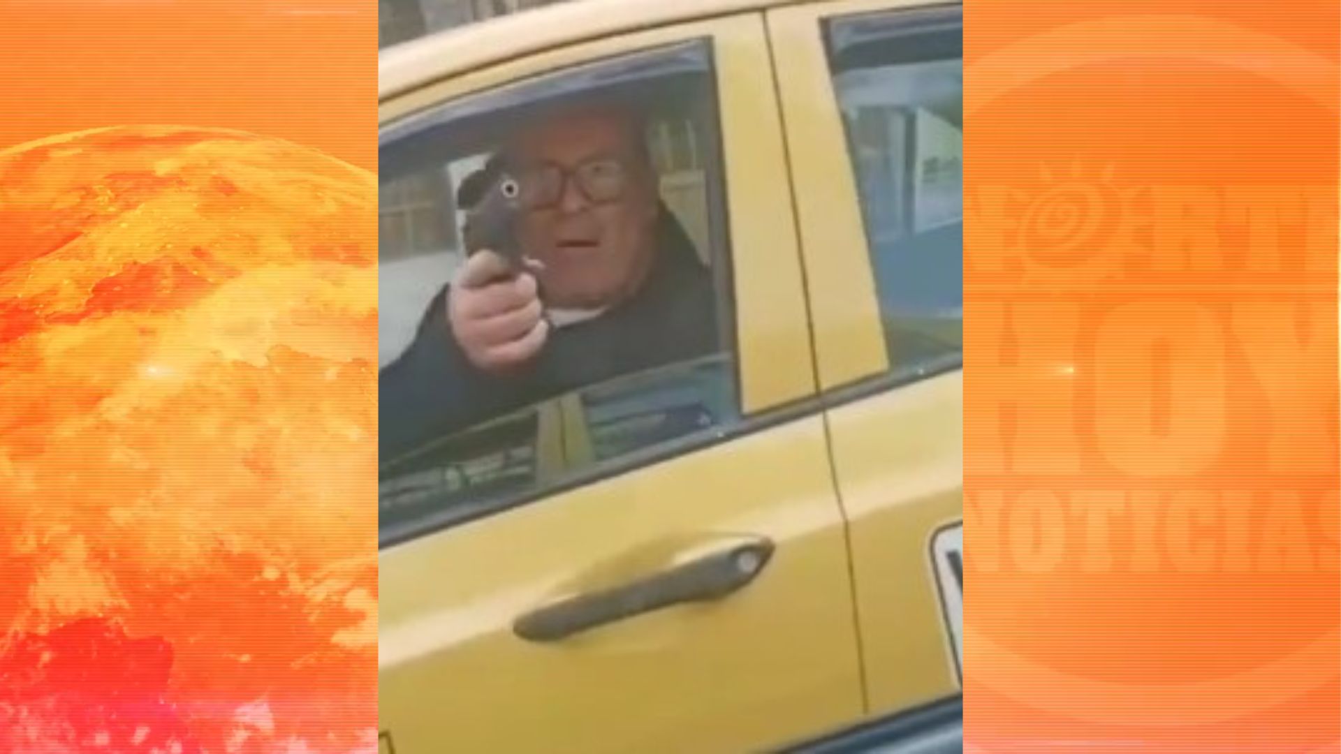 Conductor de taxi amenaza con pistola a pareja que iba en otro vehículo.