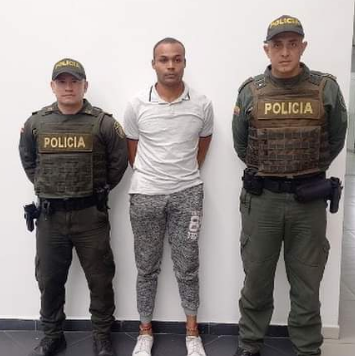 Secuestró y violó a su ex pareja.