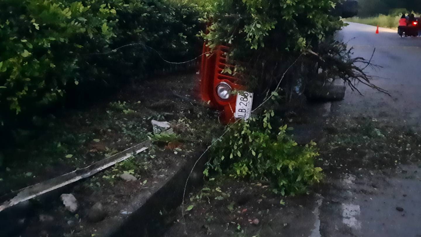 Un muerto y dos heridos en accidente de tránsito en el Quindío
