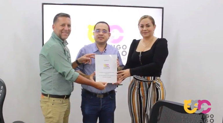 Firma del plan decenal de educación.