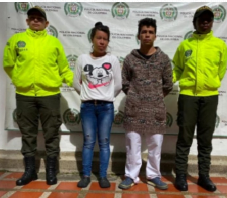 Asegurados ladrones de motos.