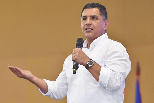 Jorge Ivan Ospina es el peor alcalde de Colombia, así lo indicó la ultima encuesta realizada este año.