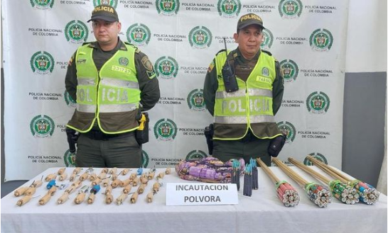 Policía realizó la primera incautación de pólvora en vías del Valle del Cauca.