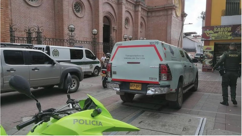 Asaltaron la oficina principal de Gane Palmira.