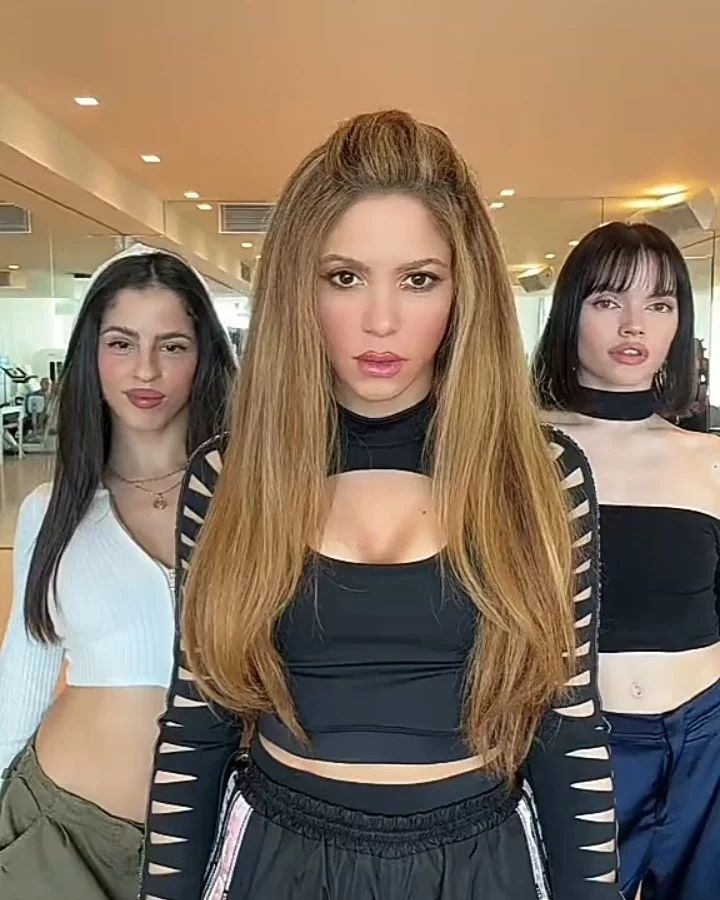 Shakira arrasa en Tiktok con coreografía de su canción.