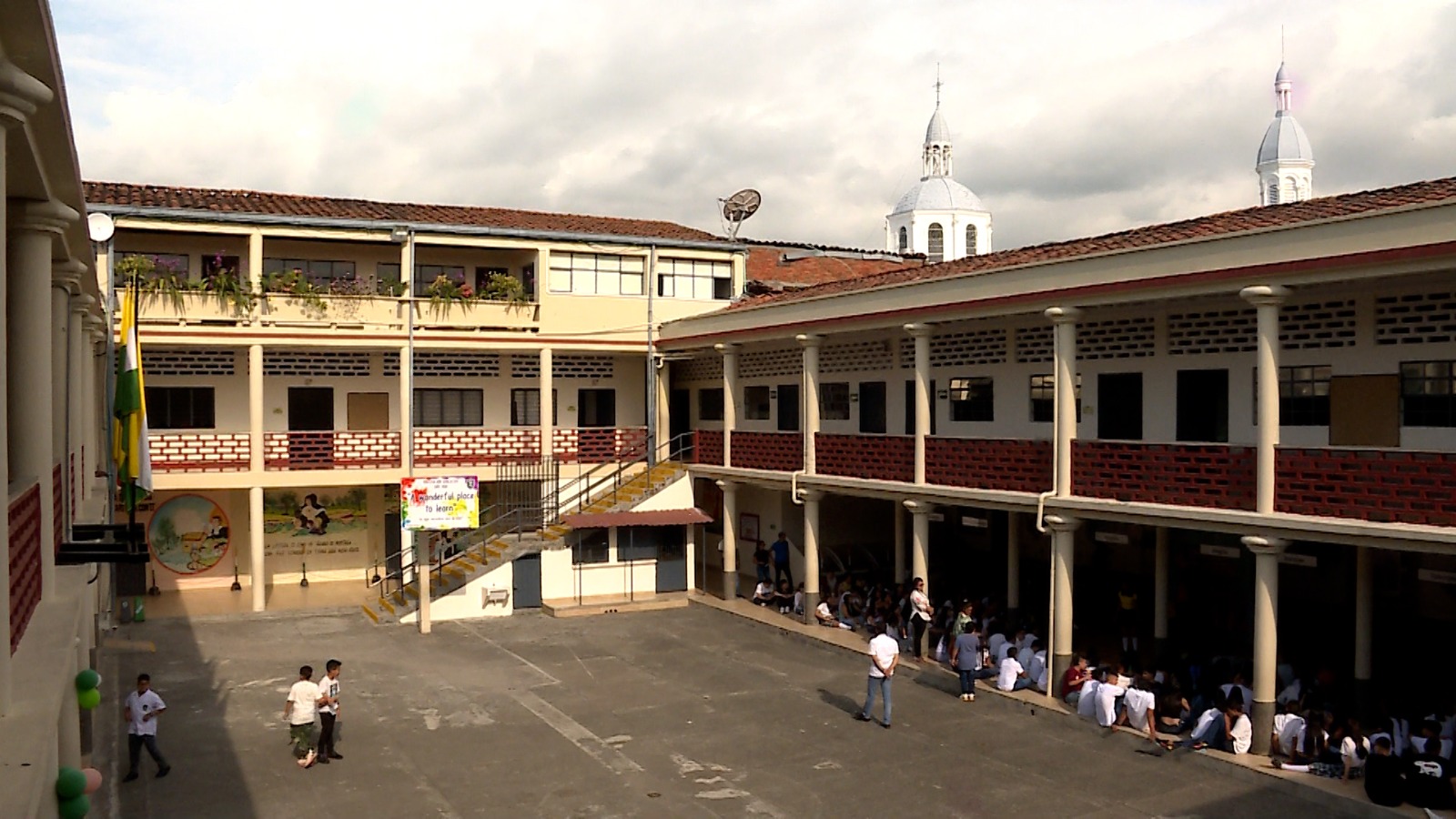 14 instituciones educativas de municipios no certificados del Valle, mejoran en el ranking de las Pruebas Saber 11.
