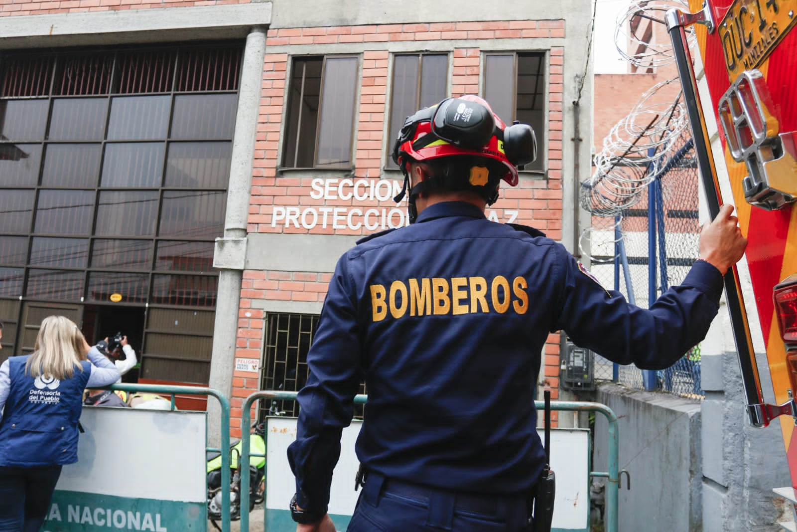 Un muerto y 7 heridos deja incendio en Manizales.