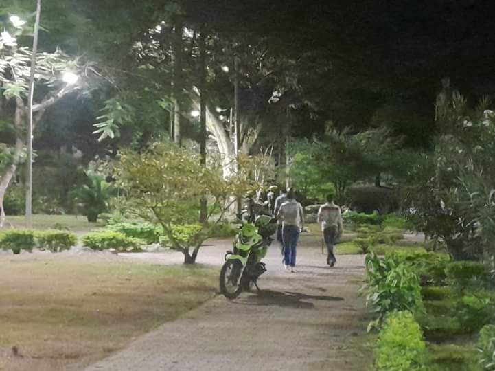 Atentado sicarial en Buga deja dos personas muertas cerca del Parque Bolívar