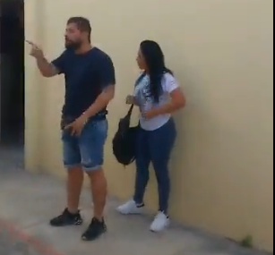 Video: Mujer descubre la infidelidad de su pareja y mechonea a su amante.