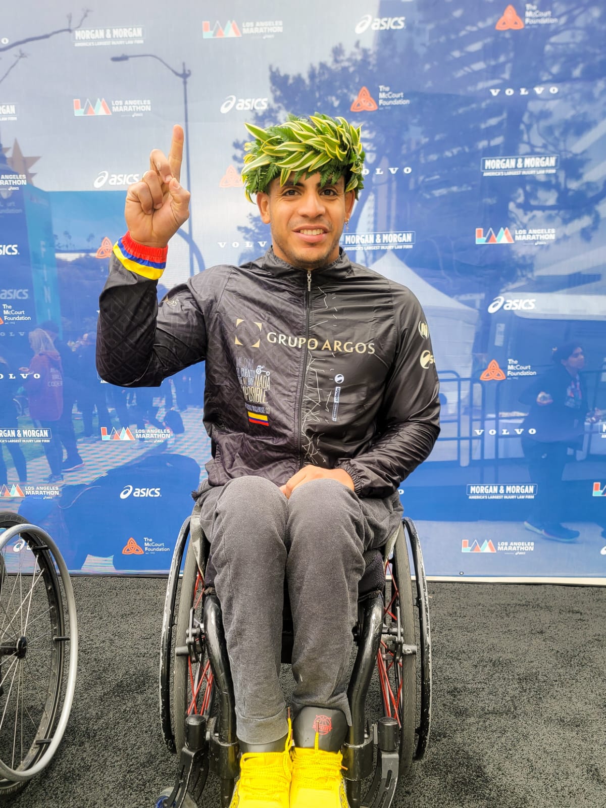 Colombiano   gana la Maratón de Los Ángeles