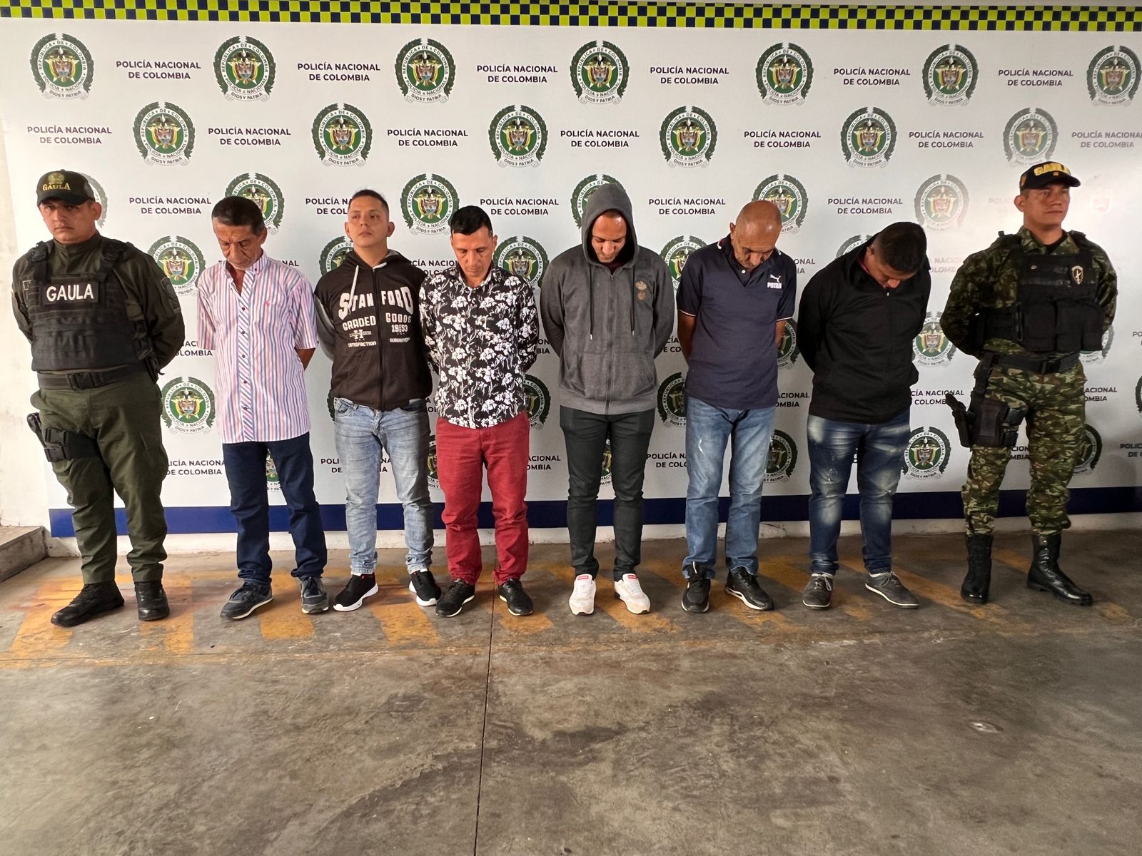 Cayeron "Los del Clan" tenían azotado al comercio con extorsiones.