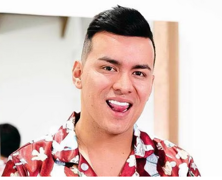 Yeison Jiménez se une a la tiradera entre Anuel y Karol G con un mensaje punzante.