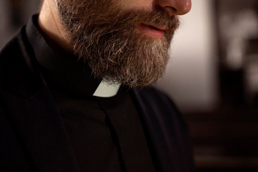 Este es el Sacerdote Colombiano Condenado por Abuso Sexual de Menores en Italia.