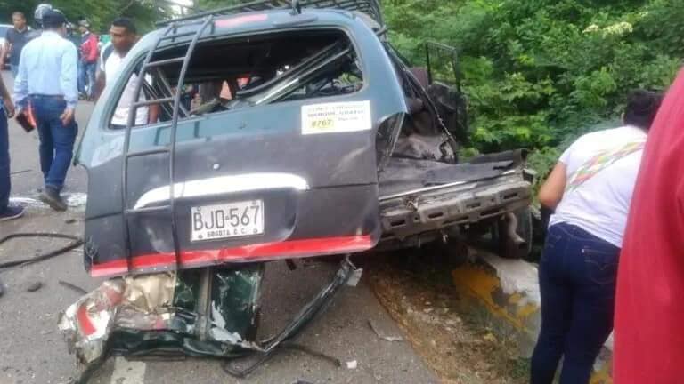 Impresionante accidente en troncal del caribe deja 9 muertos y 7 heridos.
