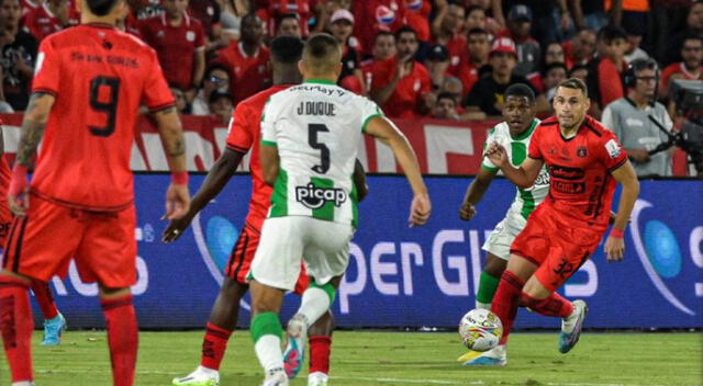 Atlético Nacional vence a América de Cali 3-1