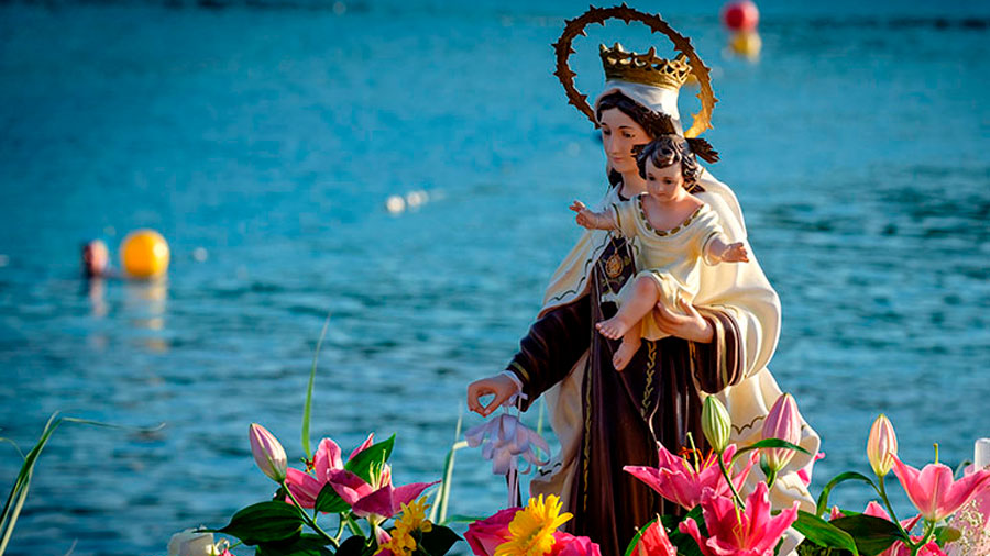 Día de la Virgen del Carmen en Colombia: Un Encuentro de Fe, Tradición y Cultura.