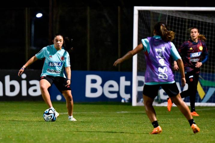 La Selección Colombia Femenina prepara su debut en el Mundial desde Australia.