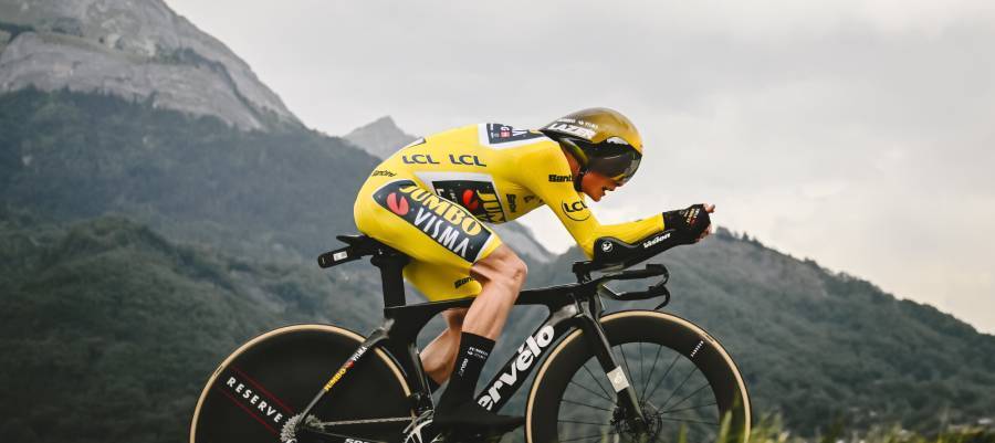 Jonas Vingegaard se apodera del Tour de Francia en una asombrosa contrarreloj