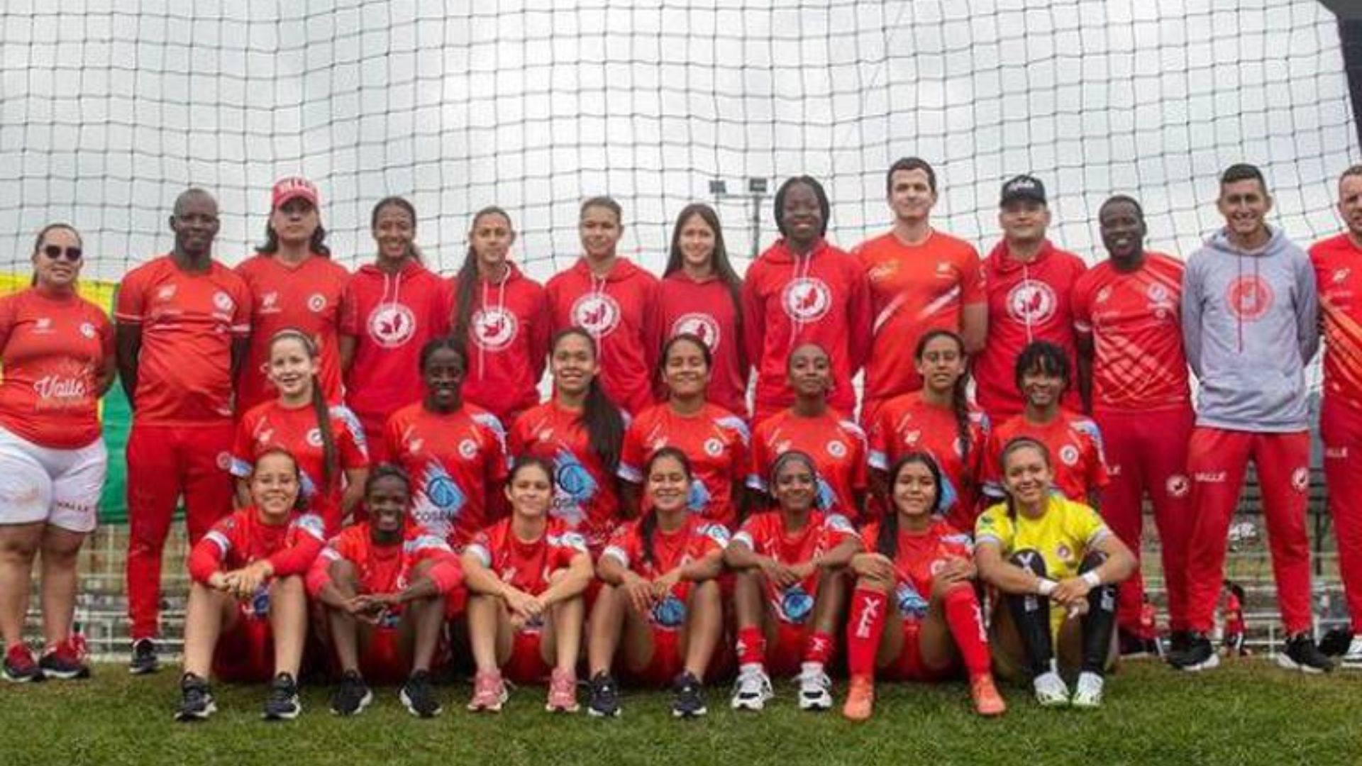 Selección Valle Femenina de Fútbol Brilla en Cartago