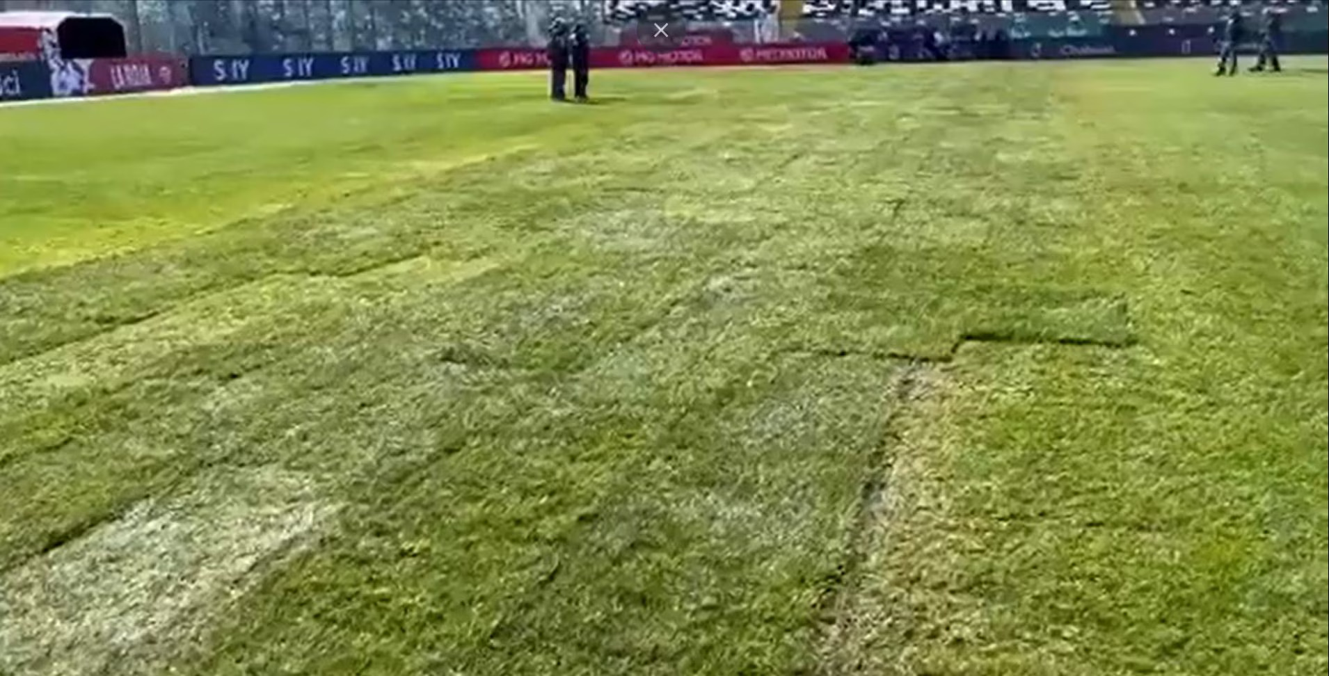 Juan Guillermo Cuadrado: Incertidumbre y Preocupación por la Cancha de Santiago