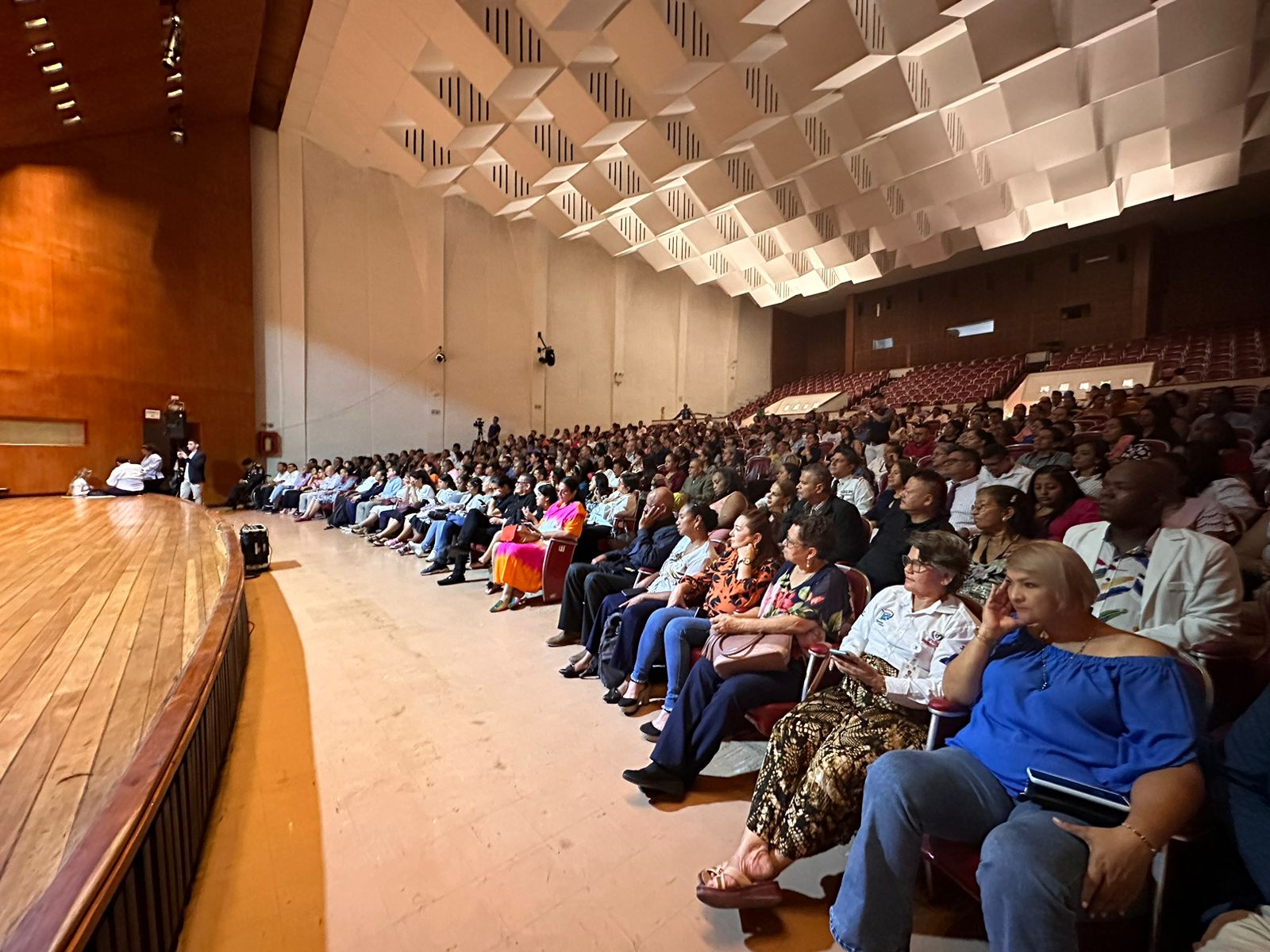 300 Graduados Interreligiosos en Diplomado de Derechos Humanos, Valle del Cauca