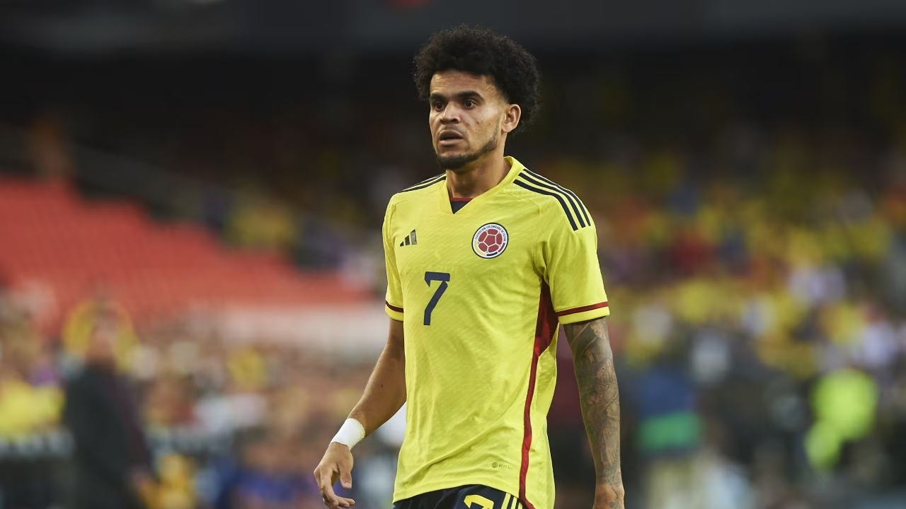 Llegada de Luis Díaz y Otros Jugadores a la Selección Colombia en Barranquilla