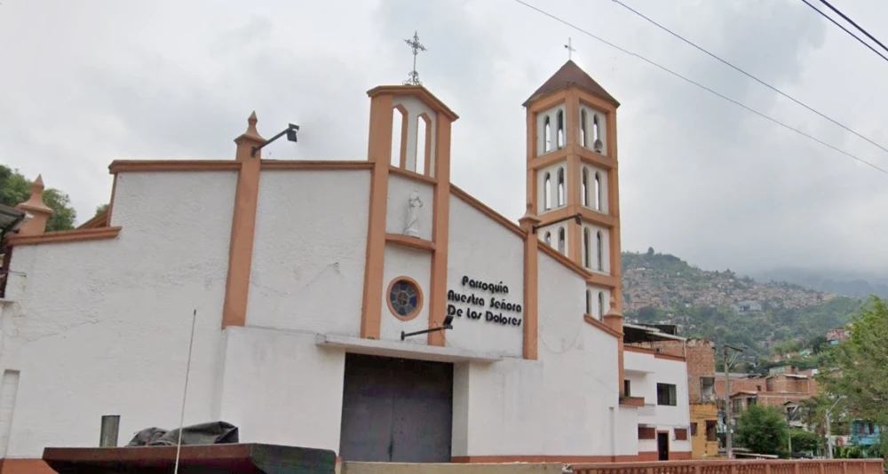 Ladrón muere tras intento fallido de robar en una iglesia de Medellín.