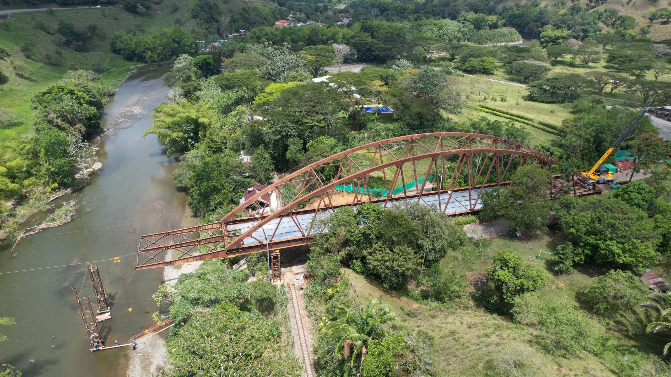 Reconstrucción del Puente El Alambrado: avance del 90.6%