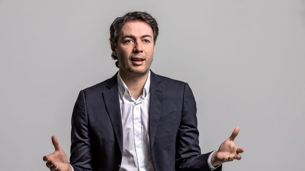 Daniel Quintero renuncia a la alcaldía de Medellín: razones y consecuencias