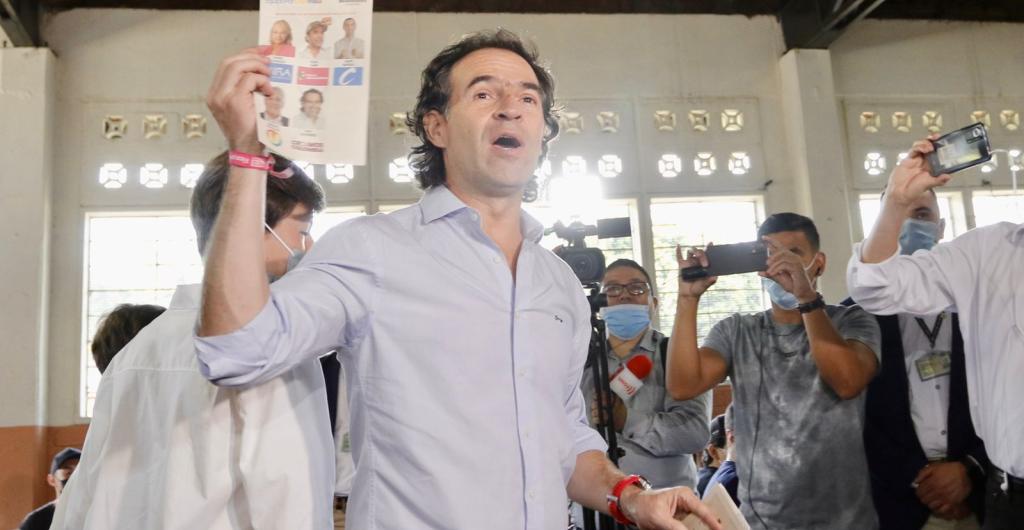 Federico Gutiérrez y Andrés Julián Rendón Triunfan en las Elecciones de Medellín y Antioquia