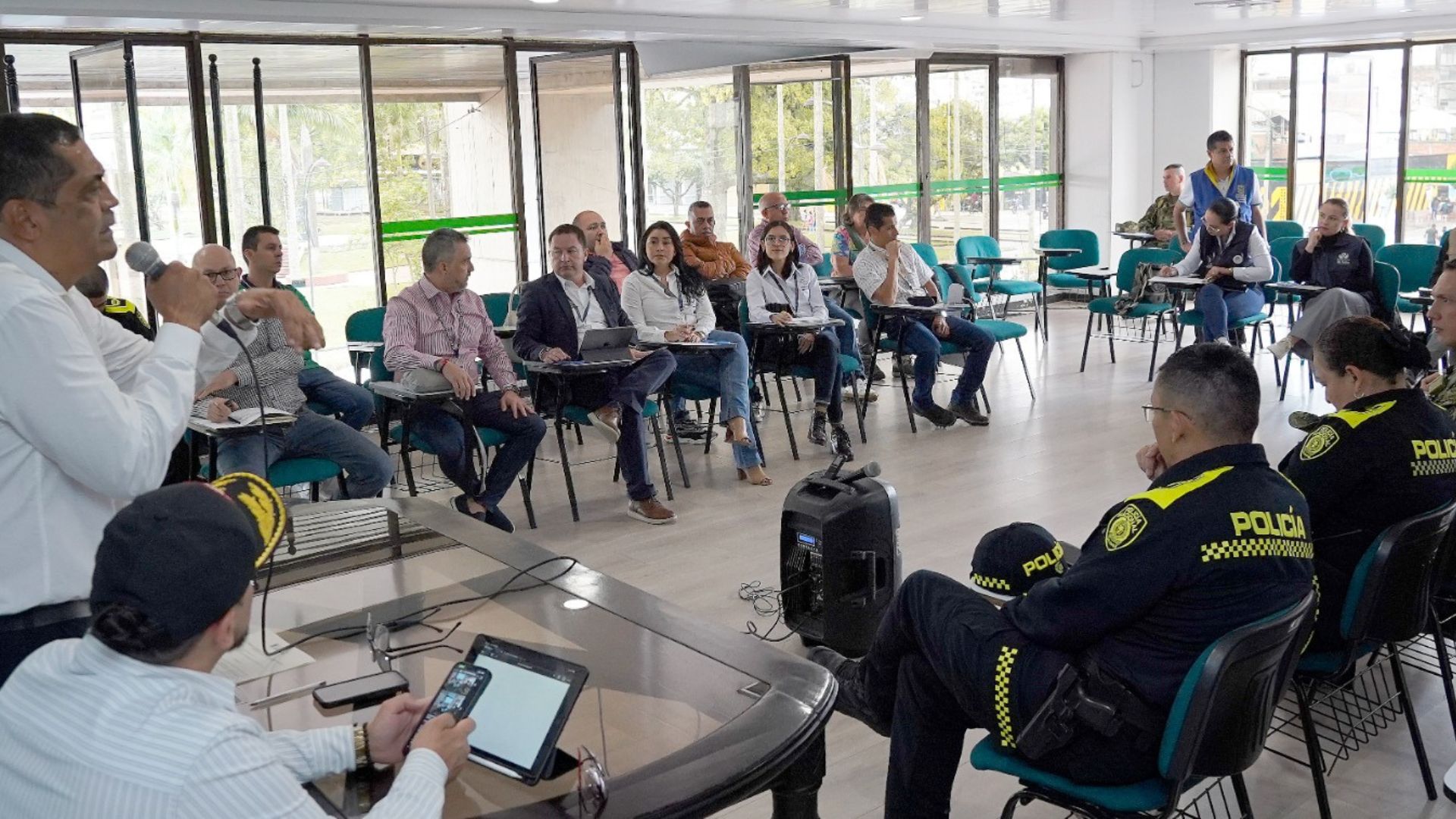 Éxito Cívico y Democracia en la Jornada Electoral de Risaralda
