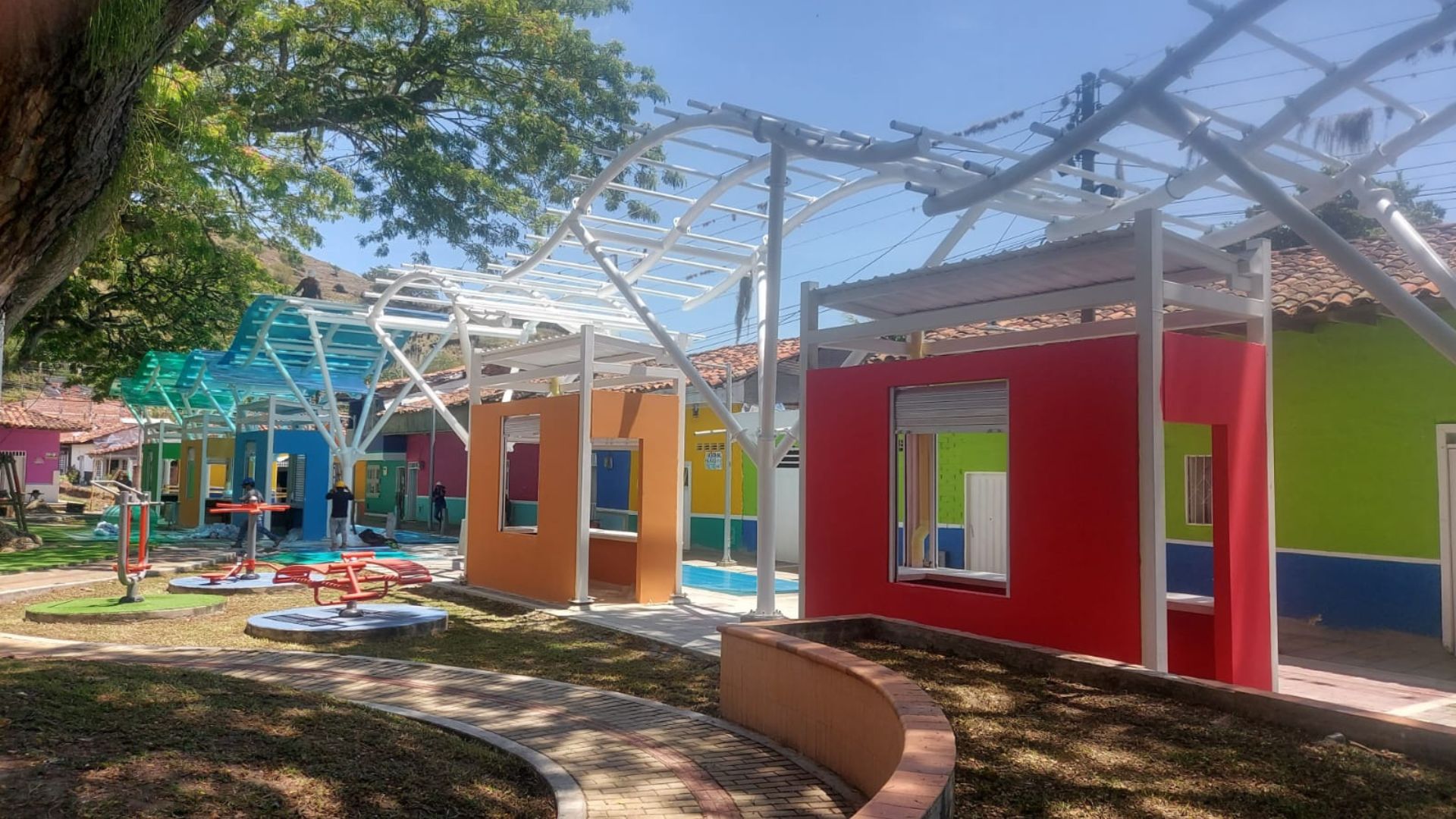 Renovación en Argelia, Toro y Versalles con Parques para la Gente