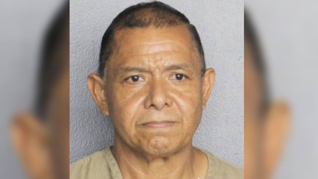 Detención de Iván René Valenciano por Conducir Ebrio
