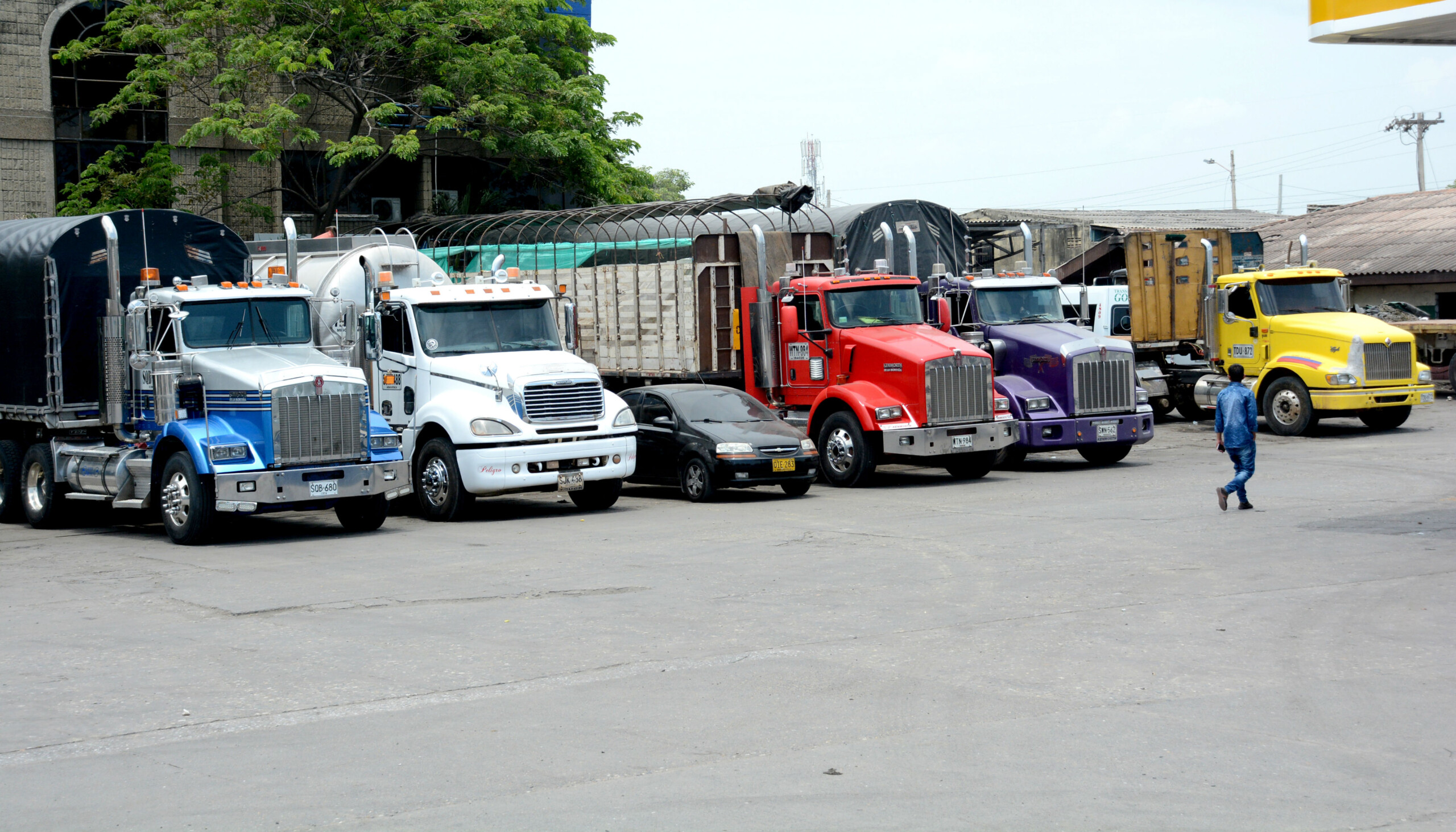 Incremento en el precio del ACPM 2024: ¿En riesgo el transporte de carga en Colombia?