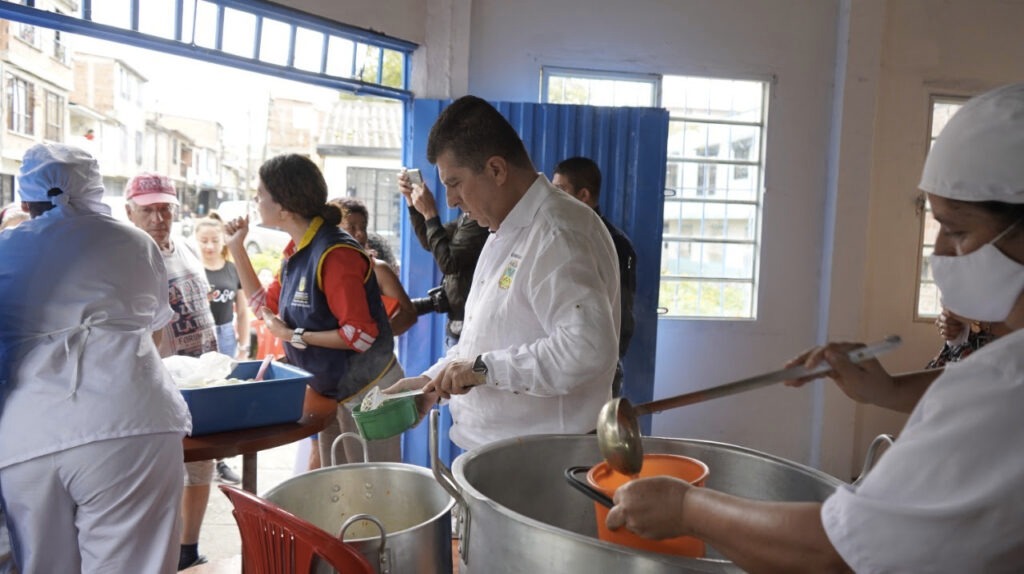 Risaralda lidera reducción de la pobreza monetaria en Colombia durante 2022.