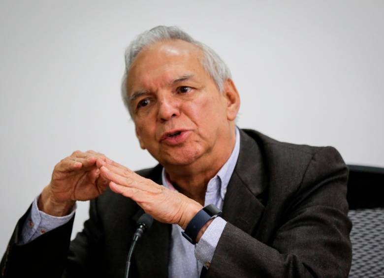Error del Ministerio de Hacienda Causa Salarios Duplicados en el Gobierno Nacional