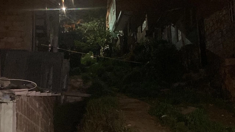 Cuatro Personas Asesinadas en Noche Festiva