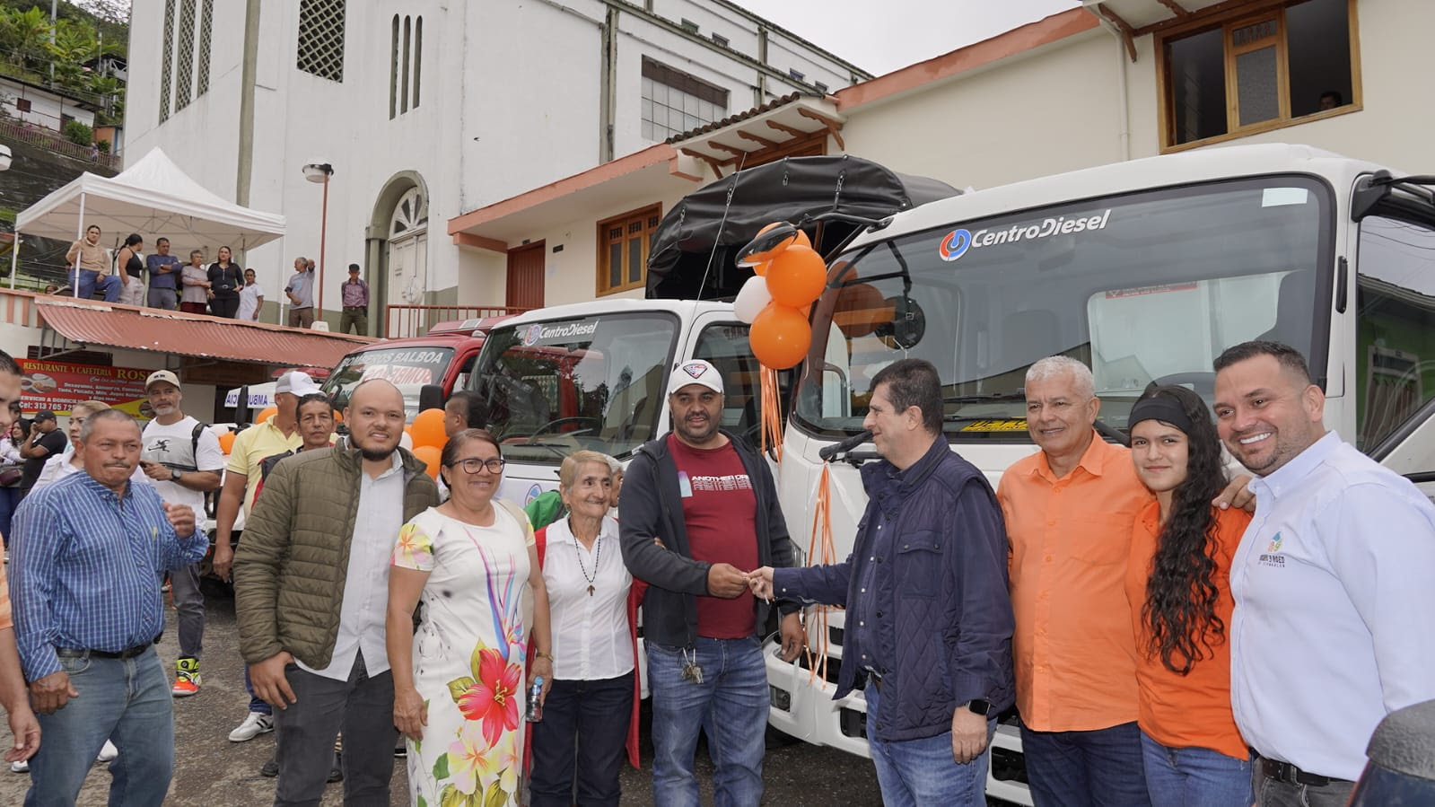 Tamayo Moderniza Balboa con Vehículo Compactador