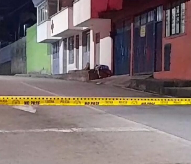 Tragedia en Dosquebradas. Una persona muere en vía pública por sobredosis.