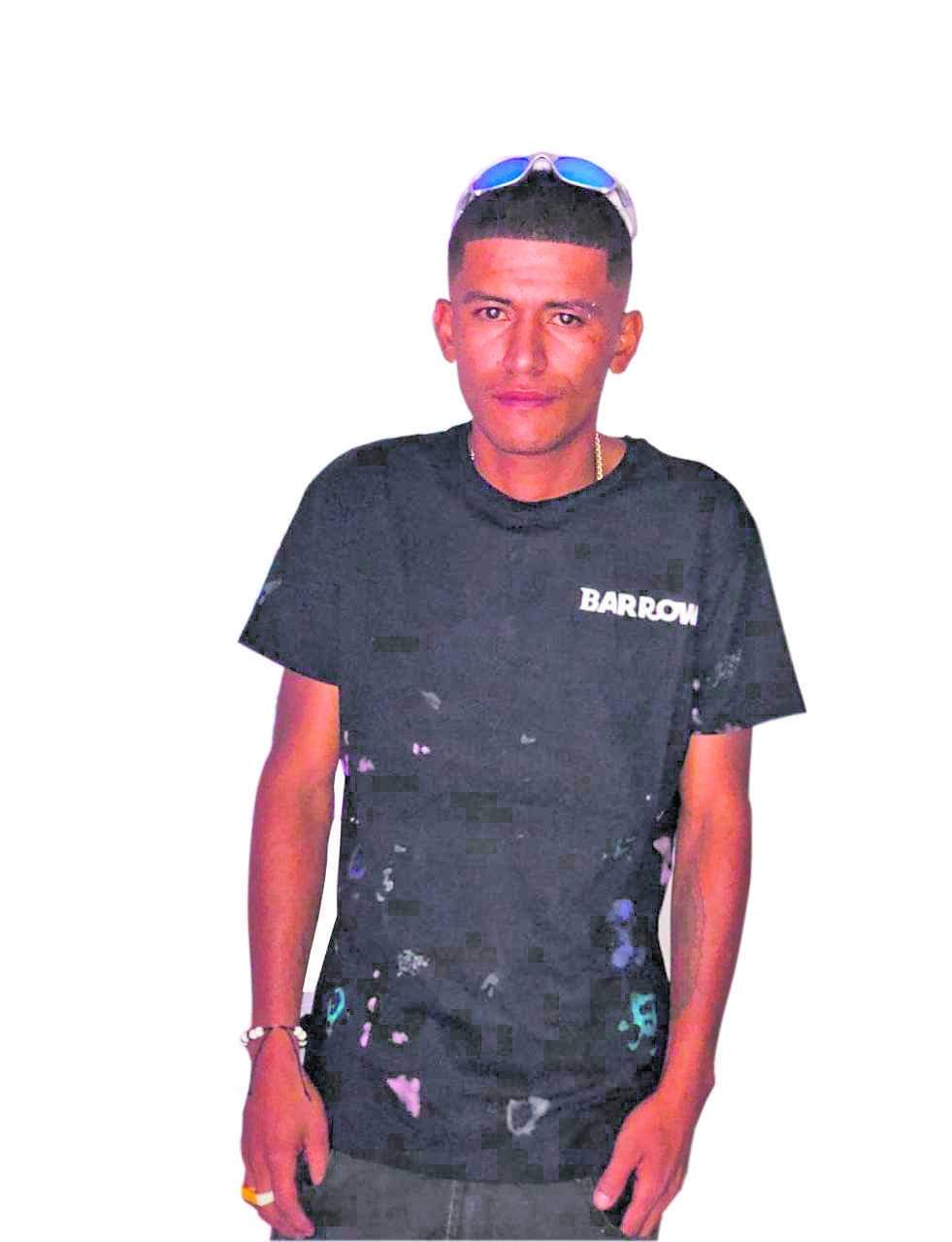 Riña Fatal entre Amigos, lo Apuñalaron Frente a la Policía en Pereira