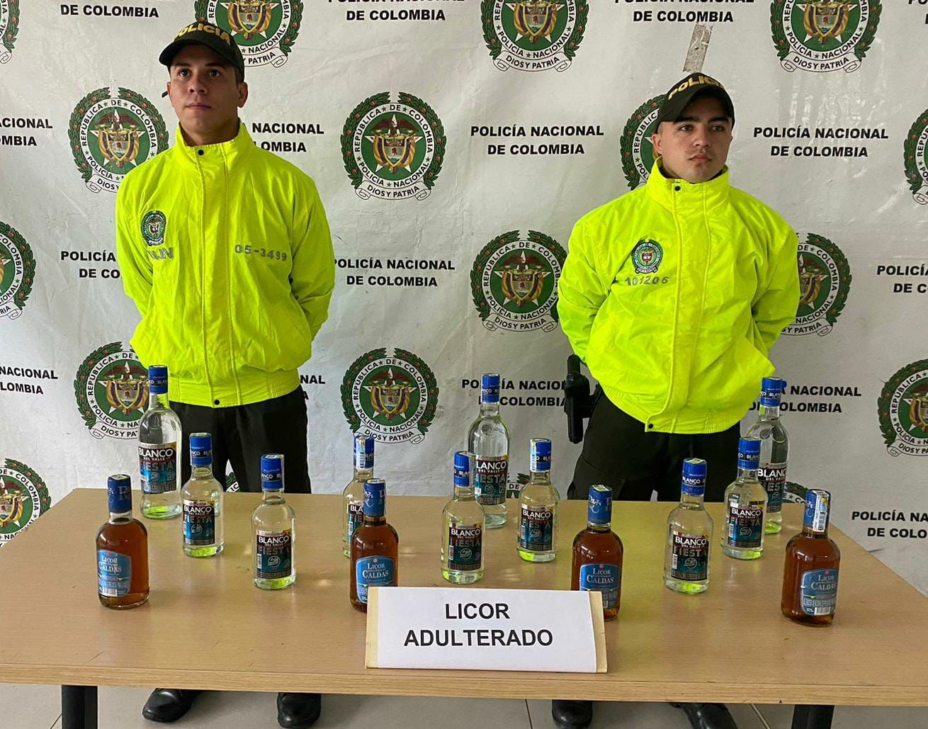 Policía Incautó Licor Adulterado En El Valle Del Cauca