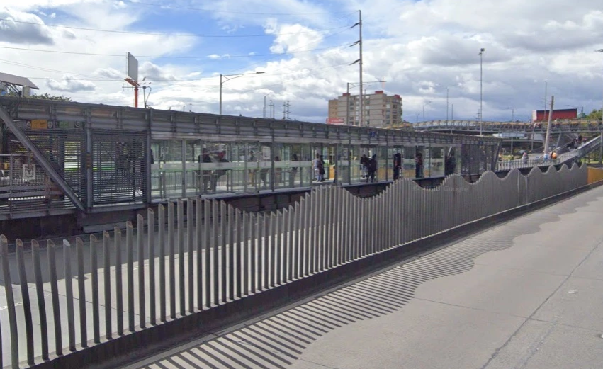 Niño embera muere tras desmayarse en estación de Transmilenio en Bogotá