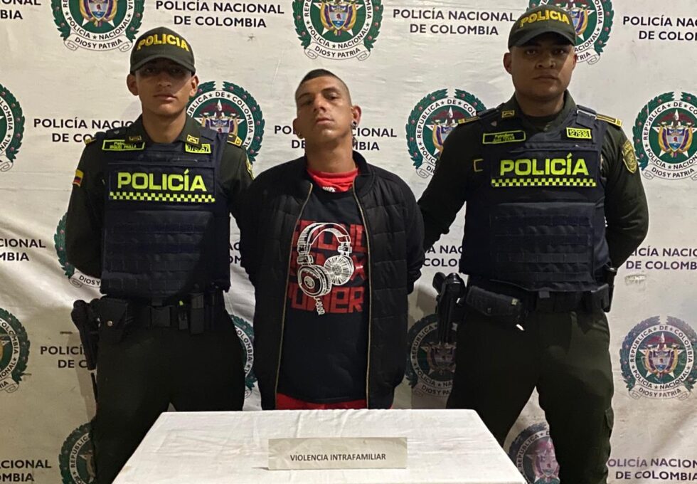 Un Hombre Golpea A Su Hermana y Lo Dejan En Libertad