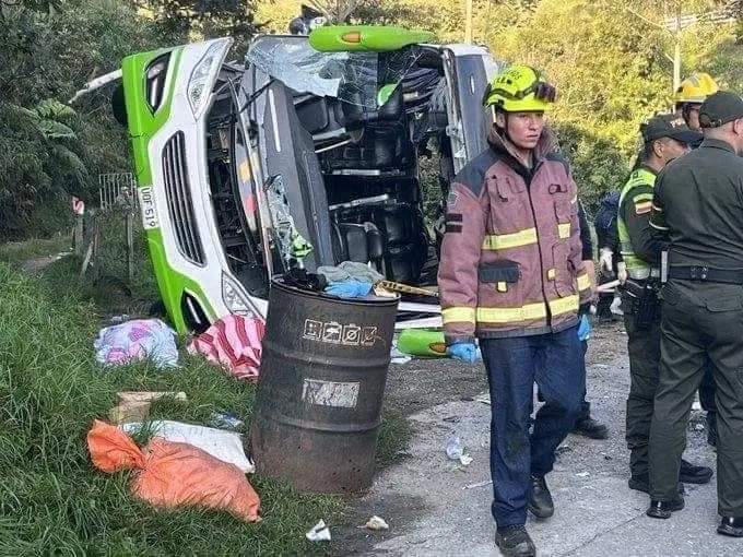 Mueren Cuatro Miembros de una Familia En Accidente