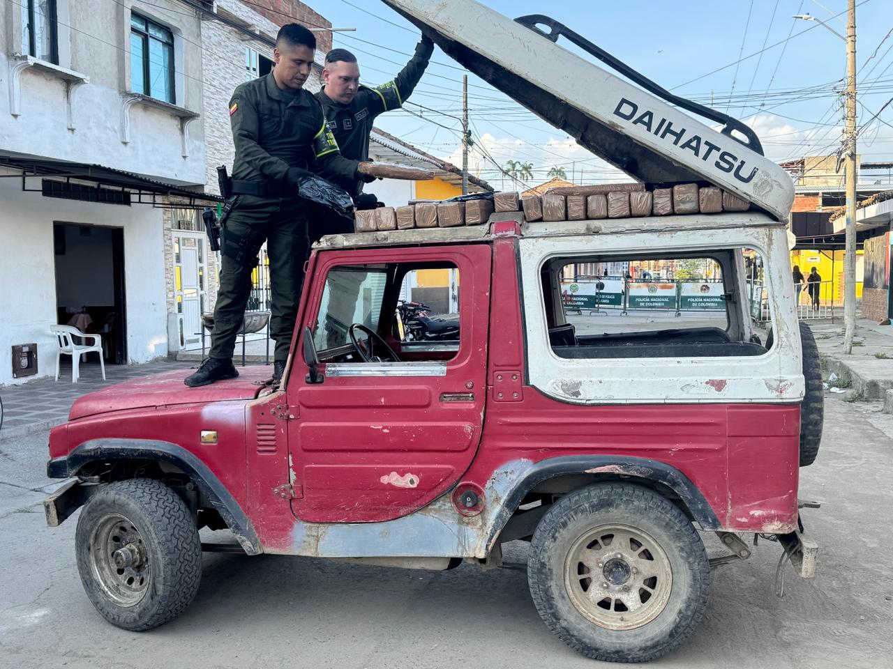Ingeniosa Caleta con 382 Kilos de Drogas en Valle del Cauca