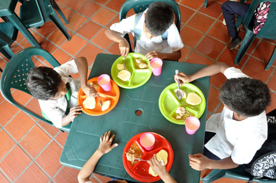 11 departamentos y municipios siguen sin PAE