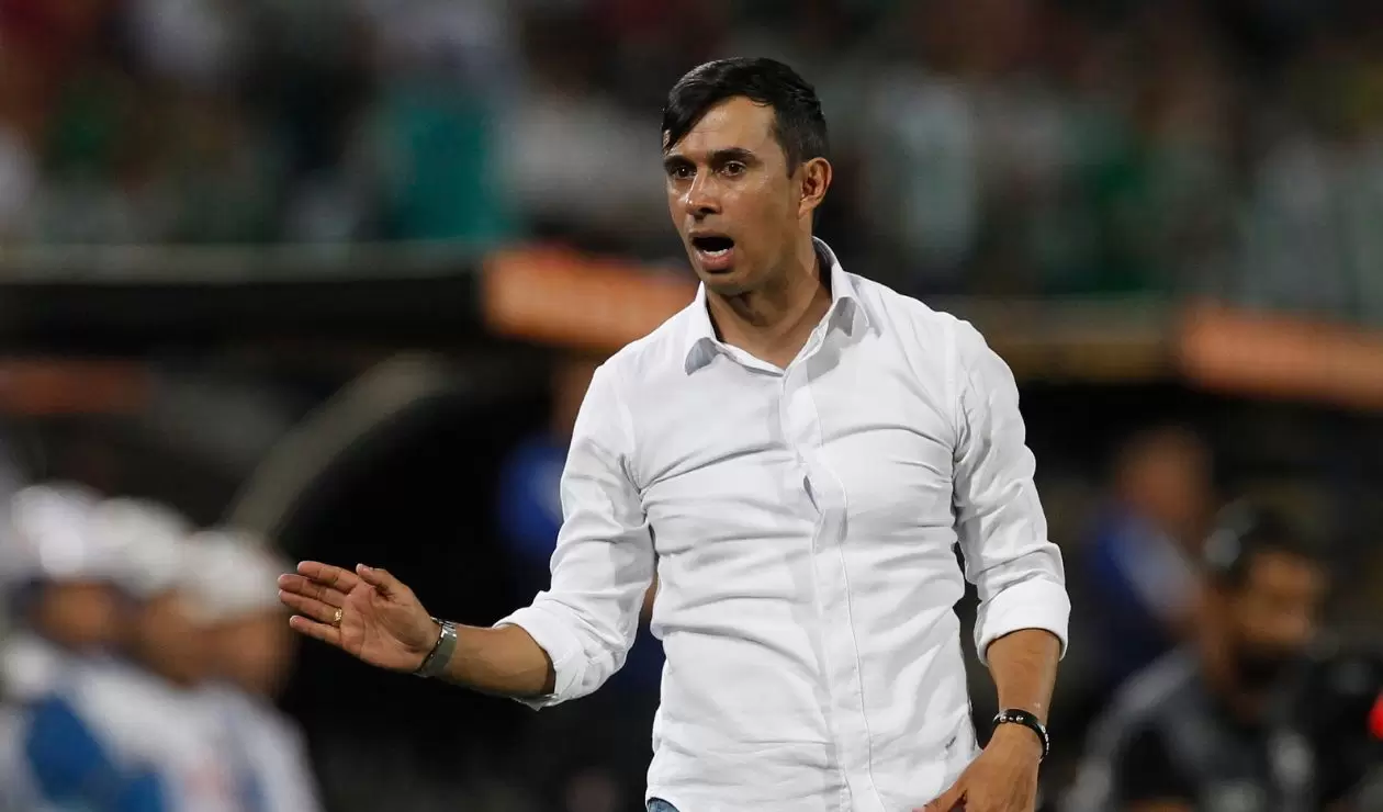 Atlético Nacional Acepta Renuncia de su director técnico