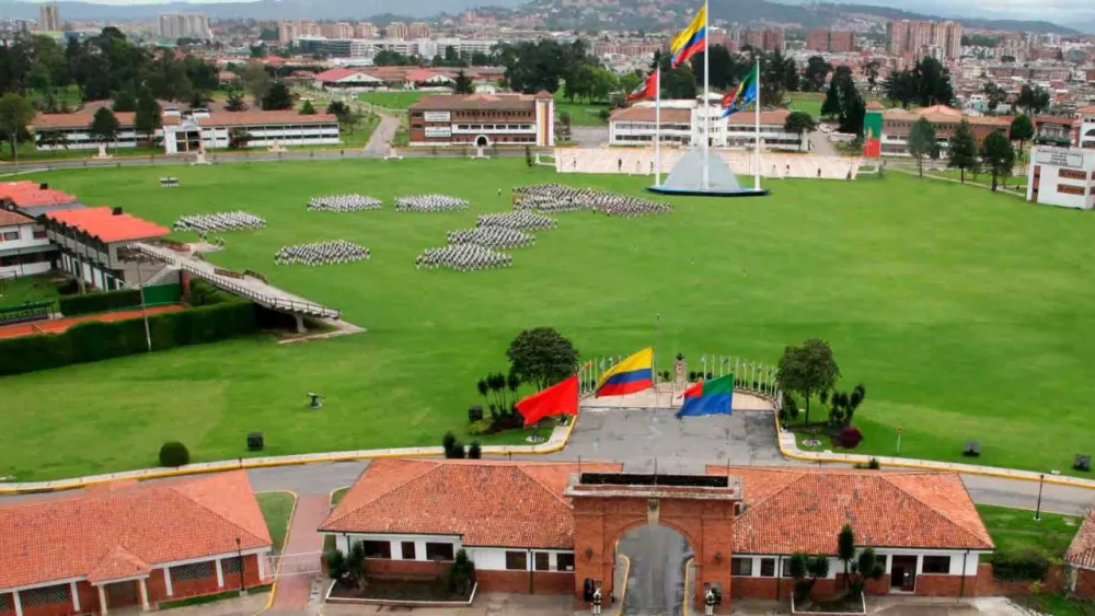 Preocupación en Bogotá por brote de influenza en Escuela Militar