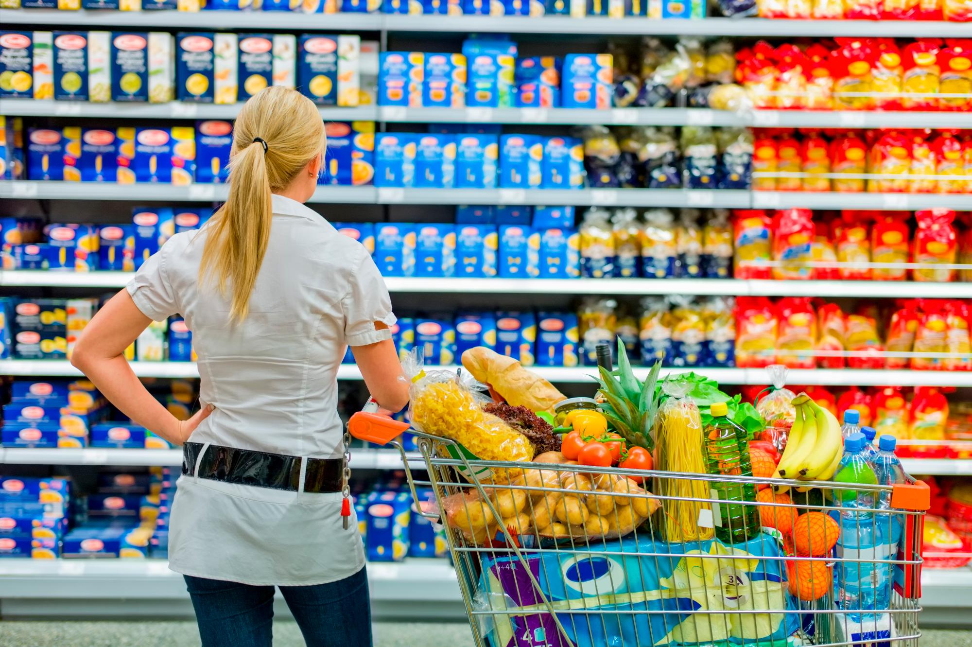 Canasta familiar reduce sus precios