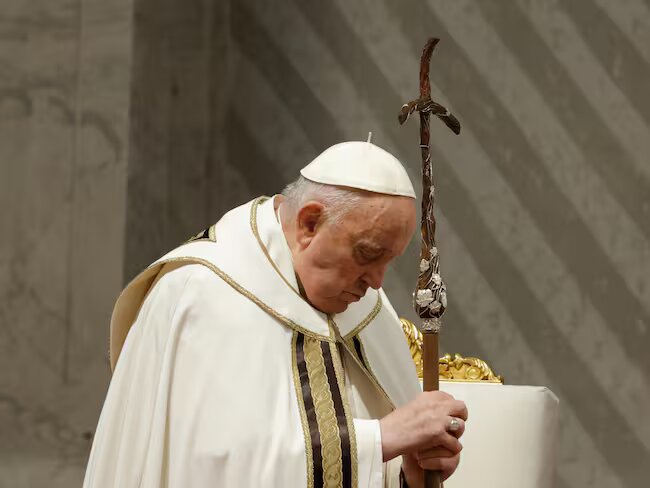 Papa Francisco no presidirá Vía Crucis del Viernes Santo